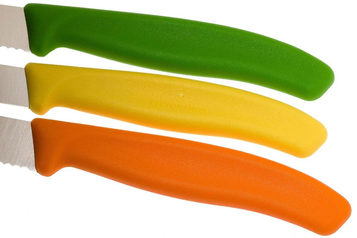 Victorinox SwissClassic Cuchillo De Verduras Negro, Set De 3, 6.7116.31G 6 Victorinox SwissClassic Cuchillo De Verduras Negro, Set De 3, 6.7116.31G - Imagen 4